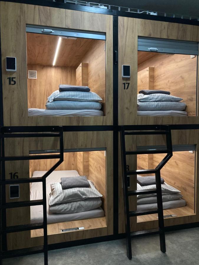 Capsule Hostel Zizkov Tower Прага Экстерьер фото